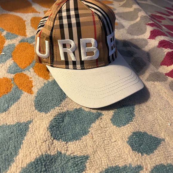 Burberry Other - Burberry white lid embroidered hat